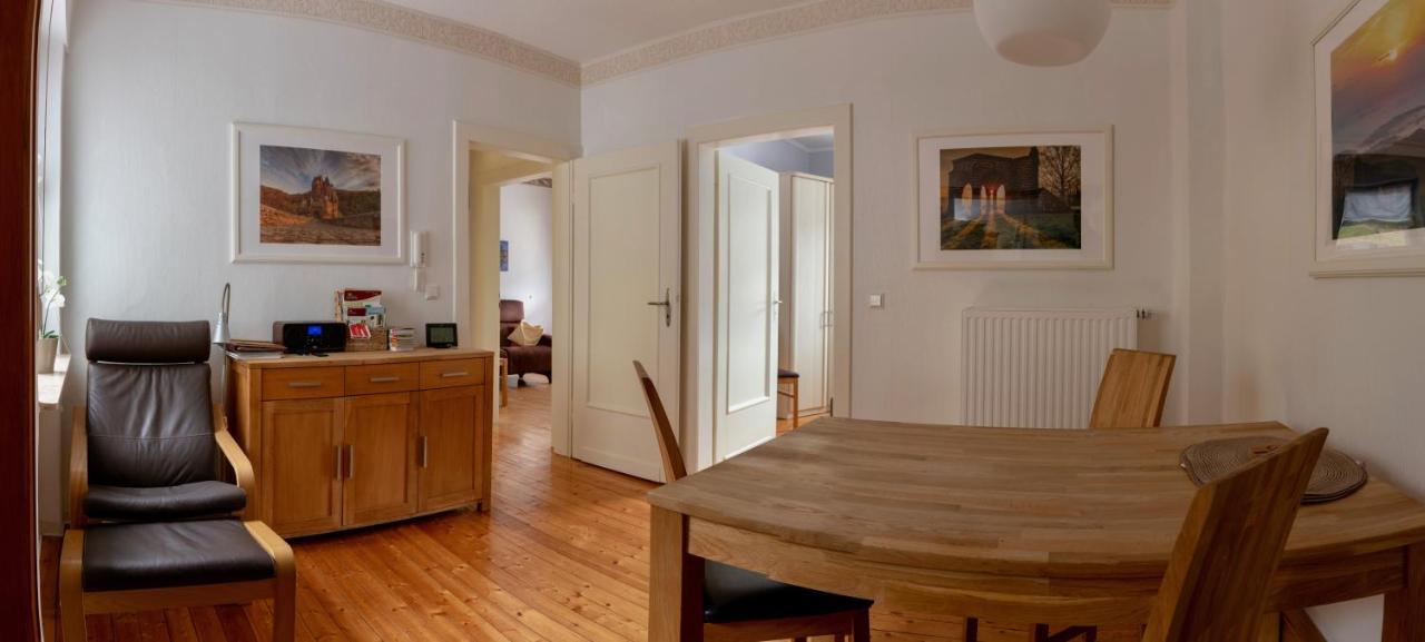 Ferienwohnungen Haus am Würzlaysteig Lehmen Exterior foto